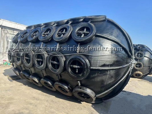 Yaşlanma Direnci Pnömatik Kauçuk Fender Easy Inflate Paslanmaz Flange ISO17357 Standart